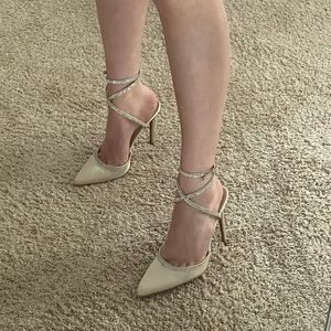 Lulus satin heels